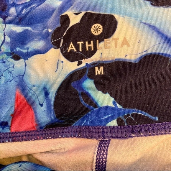 Athleta Chaturanga Capri Leggings  Blue Pink Abstract Cropped Womens Size Medium - Picture 4 of 8
